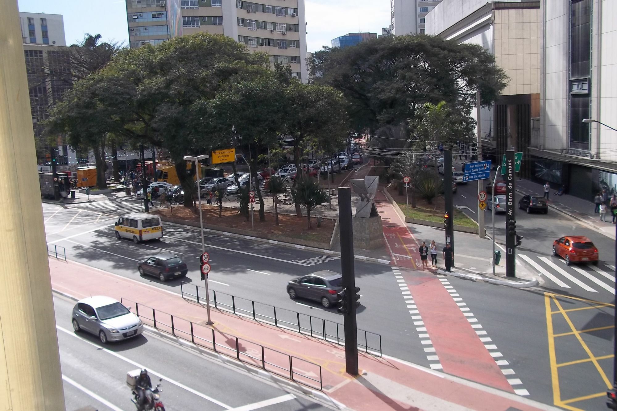 Mova 104 - Consulado Avenida Paulista 3* São Paulo